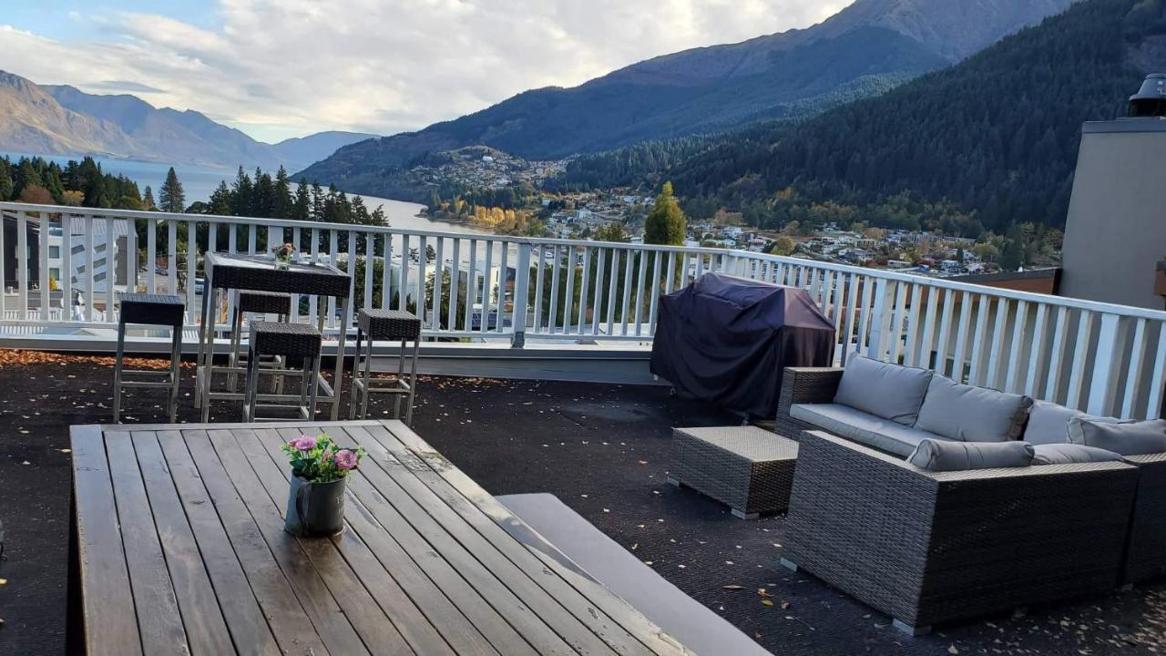 Central Lakeview Apartment With Amazing Rooftop 镇上湖景三室套房 Queenstown Eksteriør billede
