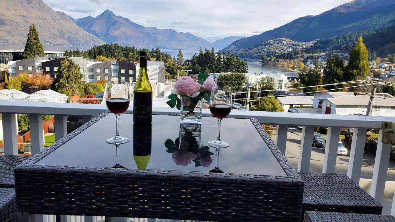 Central Lakeview Apartment With Amazing Rooftop 镇上湖景三室套房 Queenstown Eksteriør billede